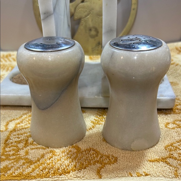 Vintage Marble Salt and Pepper Shaker Set with Napkin Holder - Picture 8 of 16